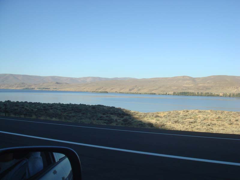 Scenic lake "What-its-name"